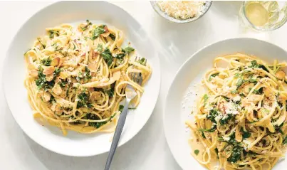  ?? DAVID MALOSH/THE NEW YORK TIMES PHOTOS ?? This new take on weeknight pasta features a mellow mix of brown butter, almonds and lemon.