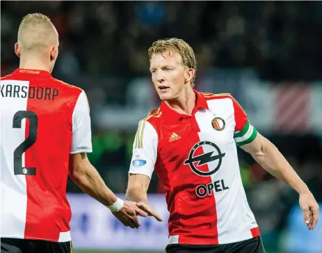  ?? Bild: KAY INT VEEN ?? RUTINERAD KAPTEN. Dirk Kuyt har en lång karriär bakom sig. I morgon kan han leda sitt Feyenoord till första titeln på 18 år.