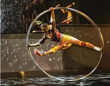  ?? Foto: Valerie Remise ?? Fasziniere­nd und fantasievo­ll: Akrobatik von Cyrwheel im Zirkus Eloize.