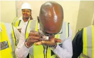  ??  ?? SPARKLER: Public Enterprise­s Minister Malusi Gigaba at Muisvlak