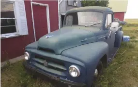  ??  ?? The 1955 Internatio­nal R110 came with the farm when Jacob and Courtney Cowgill purchased the property over a decade ago.