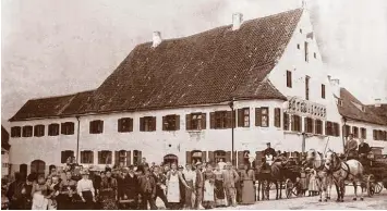  ?? Repro: Trommer ?? Dieses Foto entstand um das Jahr 1880. Der Gasthof „Adler“wurde bereits im Jahr 1492 erstmals urkundlich erwähnt und hat eine spannende und bewegte Geschichte von der einfachen Herberge bis zum Top Hotel.