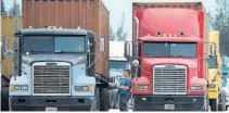  ?? CARLINE JEAN/STAFF FILE PHOTO ?? Port Everglades Terminal LLC has worked out an agreement with several trucking firms that were planning a boycott.