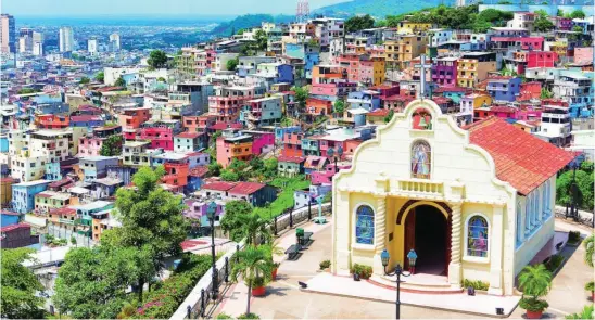  ?? FOTOS: DREAMSTIME ?? Panorámica de la ciudad desde la capilla de Santa Ana