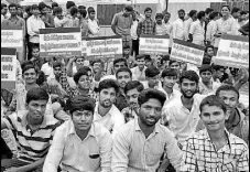  ?? HT PHOTO ?? YSR Congress workers at a protest on Thursday.