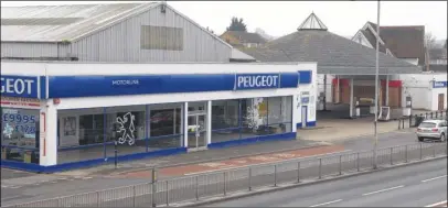  ?? Picture: Chris Davey ?? FUEL LOSS: The closure of the Peugeot filling station on the ring road in Canterbury means there is no longer a petrol filling station in the city centre