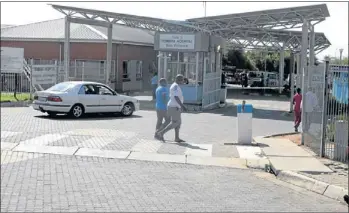  ?? PHOTO: PEGGY NKOMO ?? NOT COPING: Tembisa Hospital, where patients have to deal with a shortage of bread and toilet paper