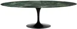  ??  ?? TABLE EN MARBRE vert Alpi, Eero Saarinen pour Knoll.