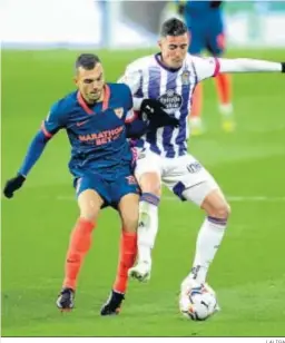  ?? LALIGA ?? Joan Jordán, ya con el brazalete de capitán, ante el Valladolid.