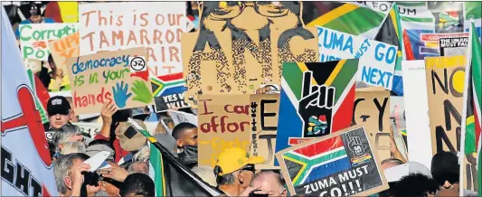  ?? Picture: REUTERS ?? UNITED STAND: Anti-Zuma protesters, civil society groups and faith communitie­s march against President Zuma yesterday in Cape Town