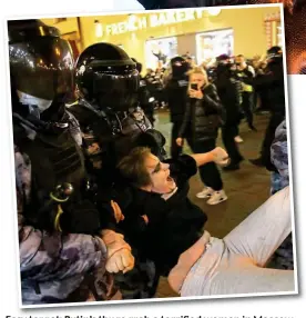  ?? ?? Easy target: Putin’s thugs grab a terrified woman in Moscow