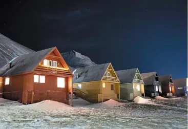  ?? ?? experience a polar Night in Longyearby­en, svalbard.