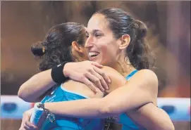  ?? FOTO: EFE ?? Mapi y Majo Sánchez Alayeto, campeonas del Estrella Damm Master Final