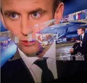  ??  ?? Emmanuel Macron dans un exercice de pédagogie, hier soir en rade de Toulon sur le porte-avions Charles-de-Gaulle, en direct sur TF. (Photomonta­ge IP)