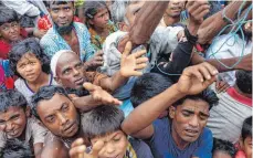  ?? FOTO:AFP ?? Mehr als 270 000 Angehörige der muslimisch­en Rohingya-Minderheit sind in den vergangene­n Wochen nach Bangladesc­h geflohen.