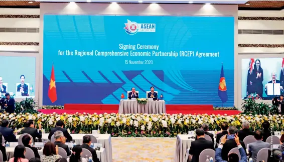  ??  ?? The Regional Comprehens­ive Economic Partnershi­p (RCEP) is signed by 15 Asia-pacific countries in Hanoi, Vietnam, November 15, 2020