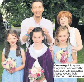  ??  ?? Crowning Gala queen Holly Thomson crowned by Sean Batty with Jessica Ross, Sydney Hay and Evelyn Gallacher 140618blan­tyre_04