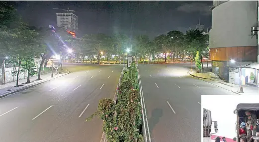  ??  ?? EMPTY FEELING – Cebu City’s empty main streets turn it into a ghost town after quarantine passes were cancelled and Enhanced Community Quarantine is enforced due to rising COVID-19 cases. Inset: Members of the PNP Special Action Force headed for Cebu to augment the local police force prepare to board BRP Gabriela Silang at Pier 15 for Cebu. (Juan Carlo de Vela/Jansen Romero)