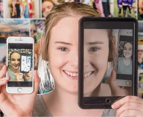  ?? Picture: JAY TOWN ?? TECH SAVVY: Rachael Kubeil, who is studying at Deakin University, shows her love for Instagram.