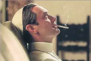  ?? HBO ?? Jude Law protagoniz­a The young Pope, serie dirigida por Paolo Sorrentino