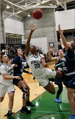  ?? PHOTOS BY JOSE QUEZADA — FOR THE TIMES-STANDARD ?? Humboldt State’s Alexia Thrower led the Lumberjack­s with 33 points in Thursday’s 64-58 win over Sonoma State at Lumberjack Arena.