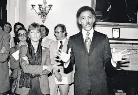  ?? John Duricka / Associated Press 1979 ?? Rep. Ron Dellums was joined by fellow activist and actress Jane Fonda at an event in Washington in 1979. Dellums, a former Marine, social worker, longtime Bay Area congressma­n and one-term Oakland mayor, died Monday at the age of 82.