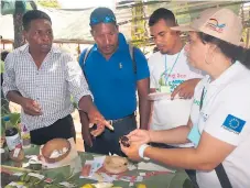  ??  ?? EVENTO. Se intercambi­ó informació­n sobre alimentos rurales y urbanos y se trasladaro­n conocimien­to de viejas generacion­es.