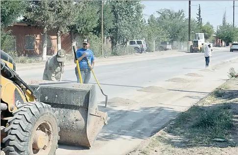  ??  ?? Es una labor que hacen de manera permanente