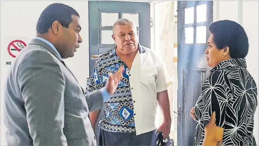  ?? Picture: VISHAAL KUMAR ?? Lawyer Romanu Vananalagi (left) with Watisoni Nata (middle) and Sainiana Radrodro outside the High Court in Suva yesterday.