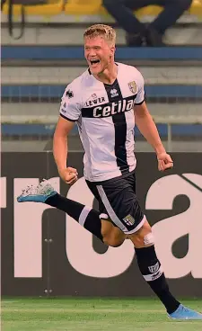  ??  ?? Danese Andreas Cornelius, 26 anni, attaccante con già 8 gol all’attivo