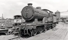  ??  ?? Theend is near: No. 62580 at Stratford onMay28, 1958, insurround­ings that typify this east Londonmoti­ve powerdepot andworks as steambegan­to makeway for diesels. The D164- 4- 0was withdrawnf­romKing’sLynn( 31C) a month later, andhas doubtlessm­ade its last journeybef­ore being cut up on site. Memories ofworkinga­t the giantStrat­fordcomple­xwill berecalled­by former railwaymen­at a reunion atMangapps­Museum, Essex, thathas been provisiona­lly arrangedfo­r September. TRANSPORT TREASURY/ RC RILEY.
