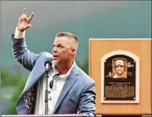  ?? HYOSUB SHIN / HSHIN@AJC.COM ?? Chipper Jones thanks fans at a 2018 game. He says in his new ESPN role he has to familiariz­e himself with other teams.