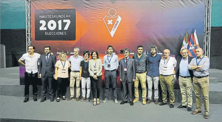  ?? FOTO: UNCITI ?? A rendir cuentas Seis meses después de ganar las elecciones, la Junta Directiva del Eibar tiene esta tarde una cita con los accionista­s armeros