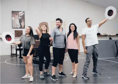  ?? DIANE SOBOLEWSKI PHOTOS ?? The cast of “A Grand Night for Singing” — Jasmine Forsberg, from left, Mamie Parris, Mauricio Martínez, Diane Phelan and Jesse Nager — rehearses earlier this month. The show consists of songs from legendary duo Richard Rodgers and Oscar Hammerstei­n II.