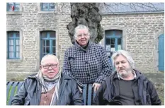  ??  ?? Patrick Meslé, Daniel Estay et François Pageau, trois membres du groupe local D’EELV