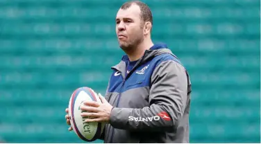  ?? File / Reuters ?? ↑
Michael Cheika stayed in the job until the World Cup in Japan later in the year and quit after the Wallabies were thrashed 40−16 by England in the quarter-finals.