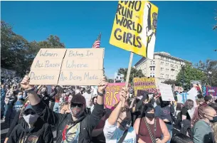  ?? JOSE LUIS MAGANA THE ASSOCIATED PRESS ?? Demonstrat­ors rally at the Supreme Court during a women’s march in Washington on Saturday.