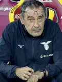  ?? ?? In panchina
Maurizio Sarri, 63 anni