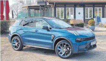  ?? FOTO: LYNC & CO/DPA ?? Den neuen 01 von Lynk & Co aus China können Käufer mit Hybrid- und mit Plug-in-Technik ordern.