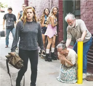  ?? CRAVE ?? Amy Adams, left, stars as an unbalanced alcoholic reporter in the one and only season of Sharp Objects.