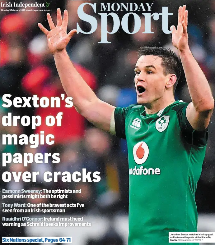  ?? BRENDAN MORAN/SPORTSFILE ?? Jonathan Sexton watches his drop-goal sail between the posts at the Stade De France