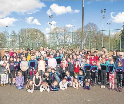  ?? Picture: Paul Reid. ?? Phoenix members, parents and helpers hope to raise funds to turn disused tennis courts into a base for the gymnastics club.