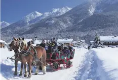  ??  ?? Auch abseits der Märkte attraktiv – ZUGSPITZ REGION (Alpenwelt Karwendel)