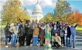  ??  ?? Multilac top performing dealers posing in front of the Capitol Building during their visit to USA