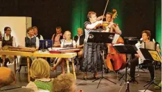  ?? Foto: Lorenz Fitzel ?? Volksmusik in ihrer echten unverfälsc­hten Form gab es beim Hoigata zu erleben, der das Donauwörth­er Zeughaus zum Klingen brachte.