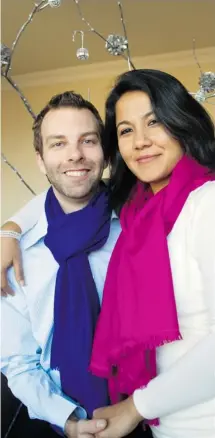  ?? PHOTOS: PAT MCGRATH/THE OTTAWA CITIZEN ?? David Venn and Prajeena Karmachary­a sell cashmere scarves and shawls. She is from Nepal, he’s from Nova Scotia. They met in the Netherland­s, fell in love and got married.