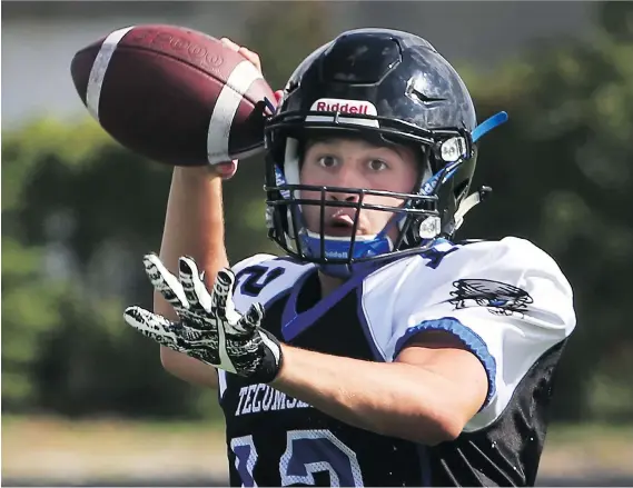  ?? DAN JANISSE ?? Former Tecumseh Vista Academy quarterbac­k Dan Mailloux is in competitio­n with fellow newcomer Austin Lumley for the starting job with the Windsor AKO Fratmen.