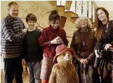  ?? ?? BEAR THRILLS Hugh with Paddington 2 cast