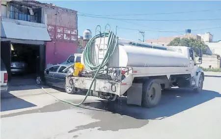  ?? /SERVANDO BURCIAGA ?? Las quejas de la población por falta de agua han ido en aumento