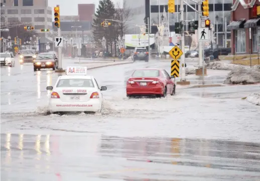  ??  ?? Les risques d’inondation des rues sont élevés selon la Ville de Moncton. - Archives